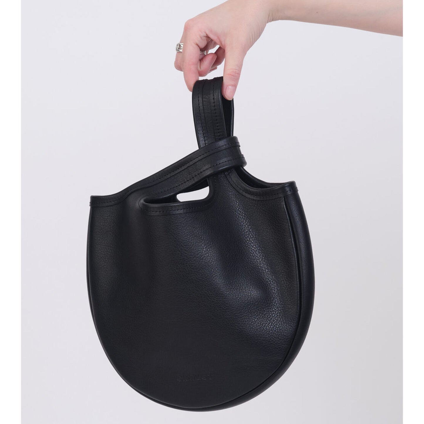 Leather Shining Bag in Black